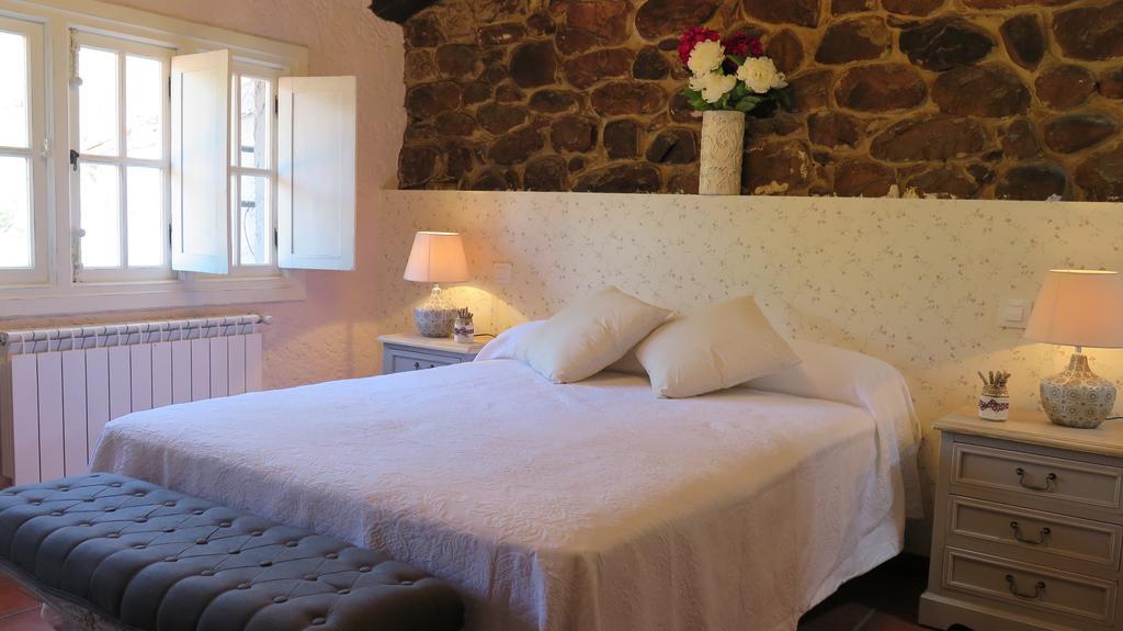 Posada Rural La Flor Del Nogal Ruente Habitación foto